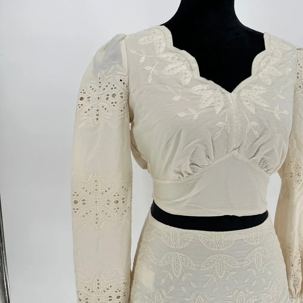 Express 2 Pc Ivory Embroidered Eyelet Ruffle Mini Skirt Cropped Scalloped Top S4